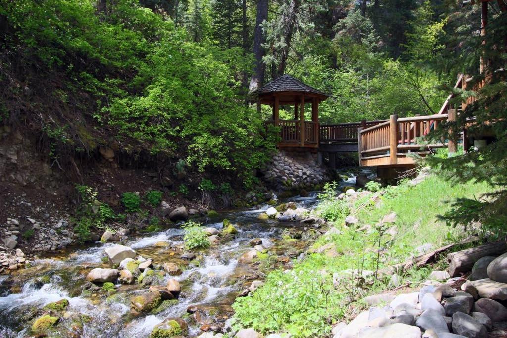 Log Cabin On The Stream Sundance, Utah Eksteriør bilde